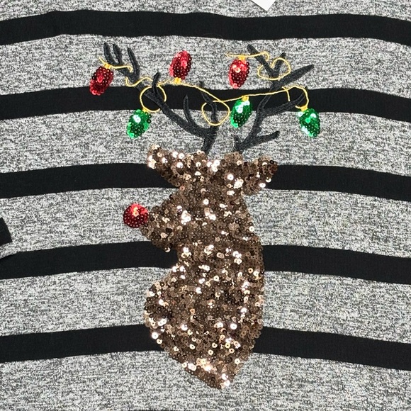 NWT Cleo Black & Grey Striped Sequin Reindeer Scoop Neck 1/2 Sleeve Top XL - Picture 3 of 9